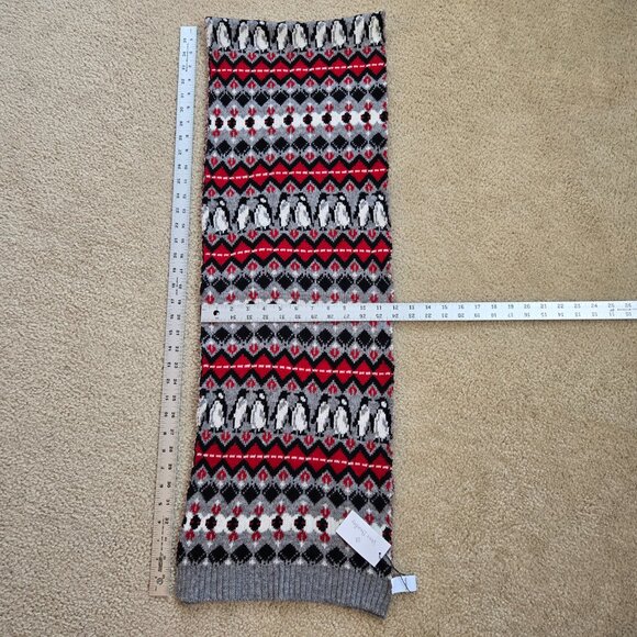 NWT Vera Bradley Penguin Fair Isle Scarf - Picture 5 of 5